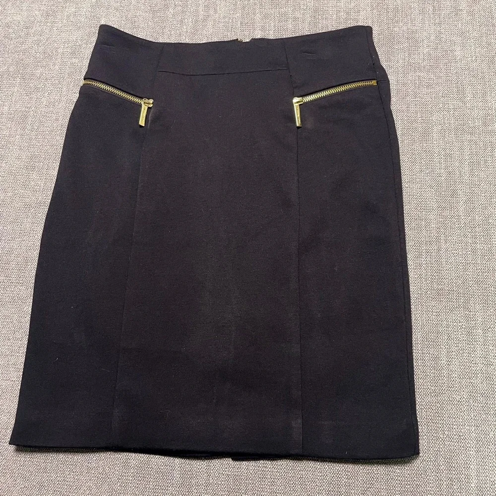 Michael Kors Black Pencil Skirt Womens 6 Gold Zip Accents Modern Minimalist